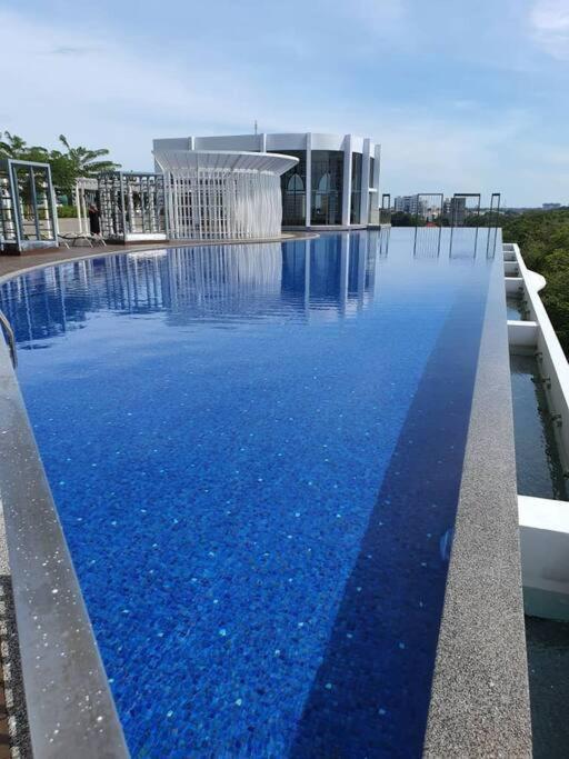 Nice Stay In Heart Of Kota Bharu@Troika,Free Wifi. מראה חיצוני תמונה